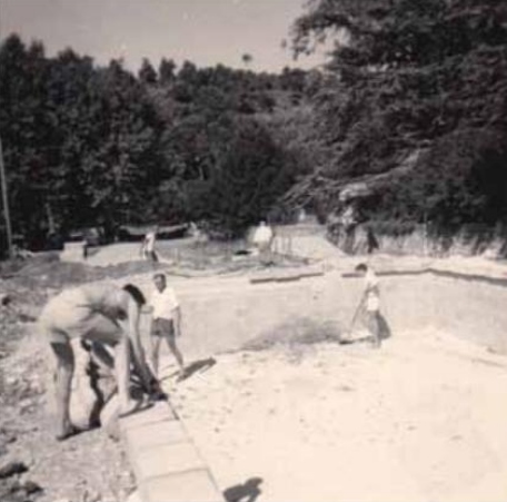 Construction de la petite piscine en 1966